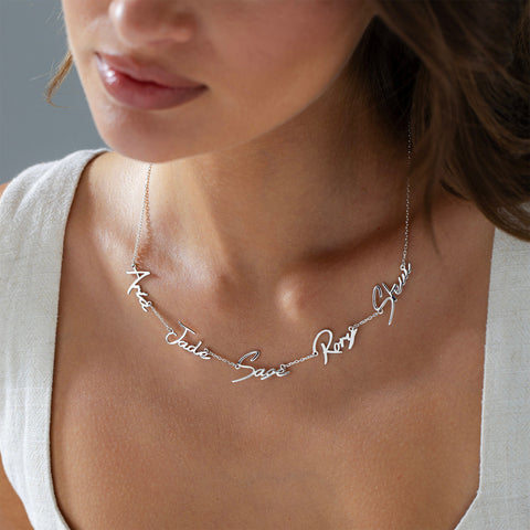 Collar personalizado con varios nombres