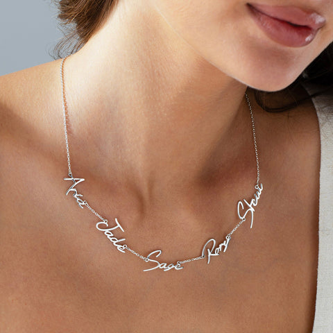 Collar personalizado con varios nombres